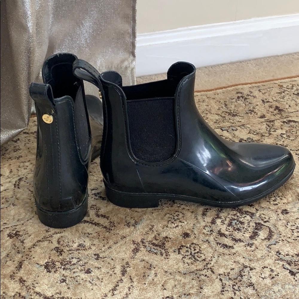 Black Sam Edelman rain booties